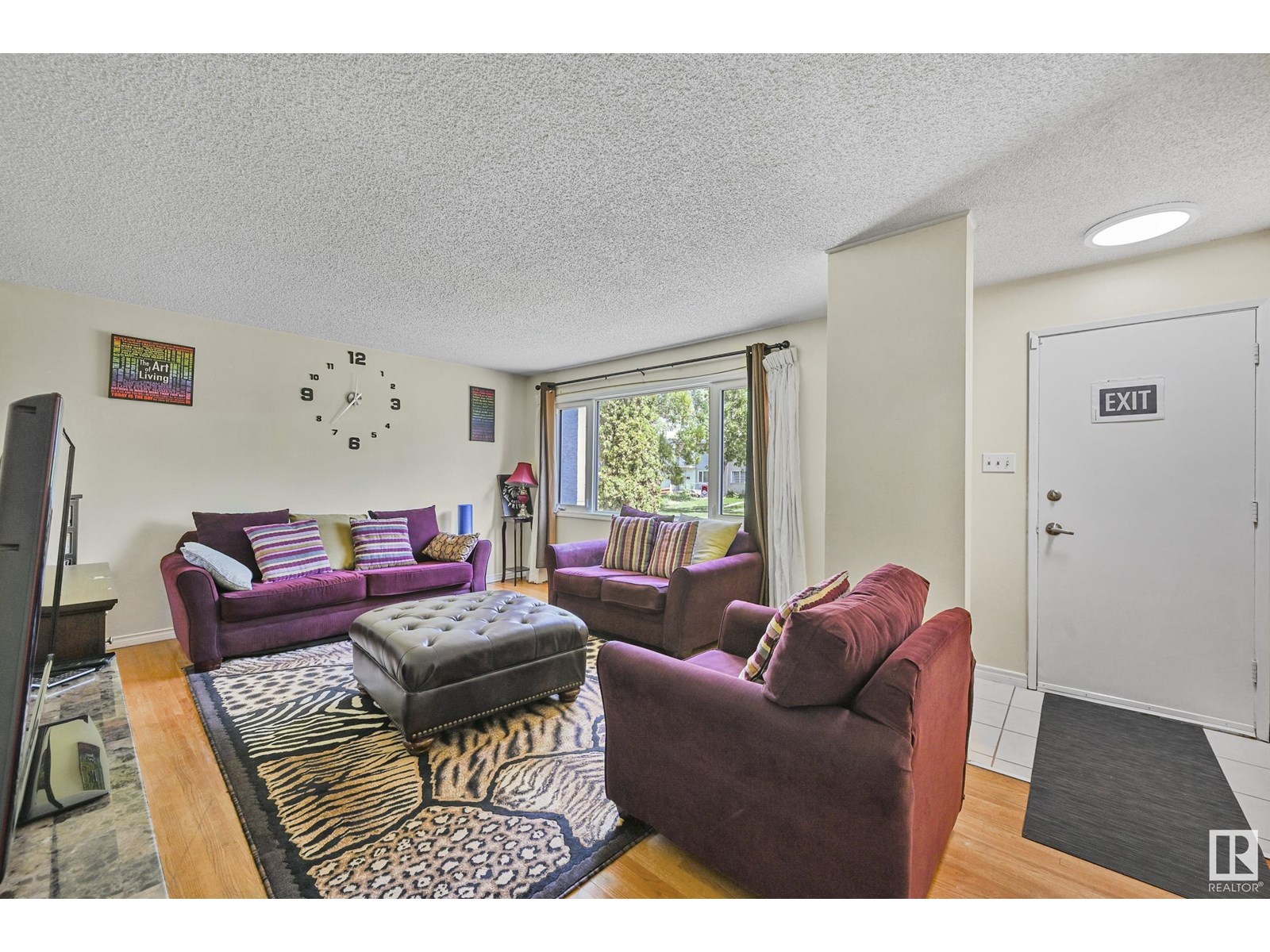 13212 83 ST NW