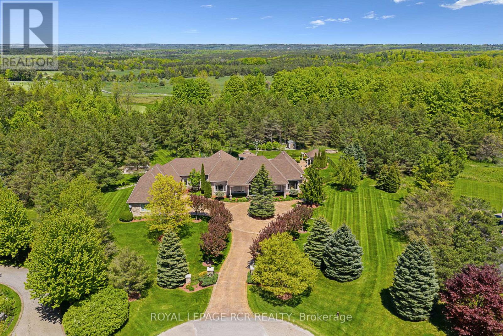 7 SUGARBUSH LANE