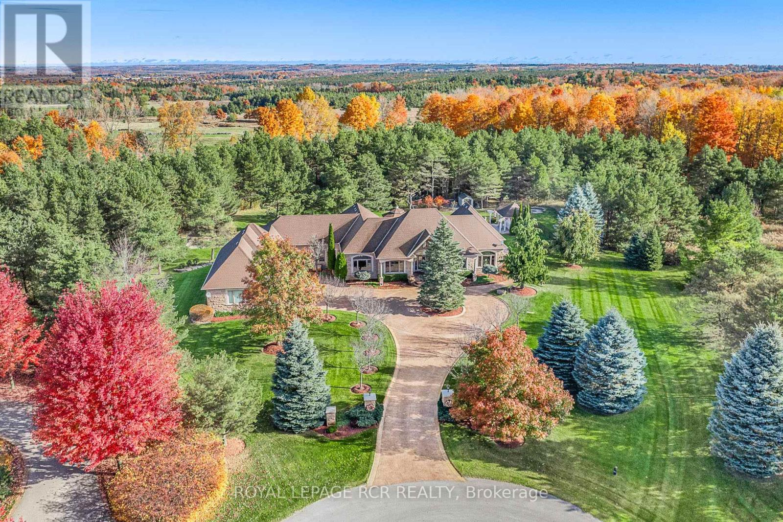 7 SUGARBUSH LANE