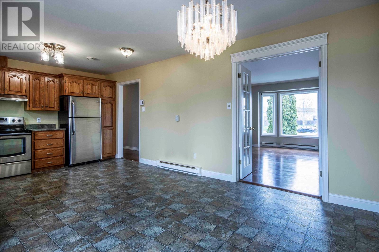 8 Breeze Place