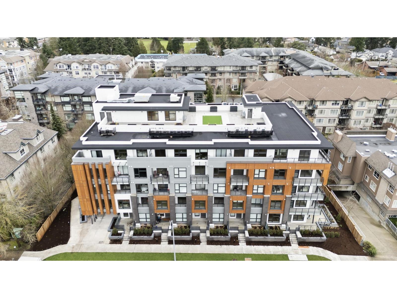 211 15353 17 AVENUE