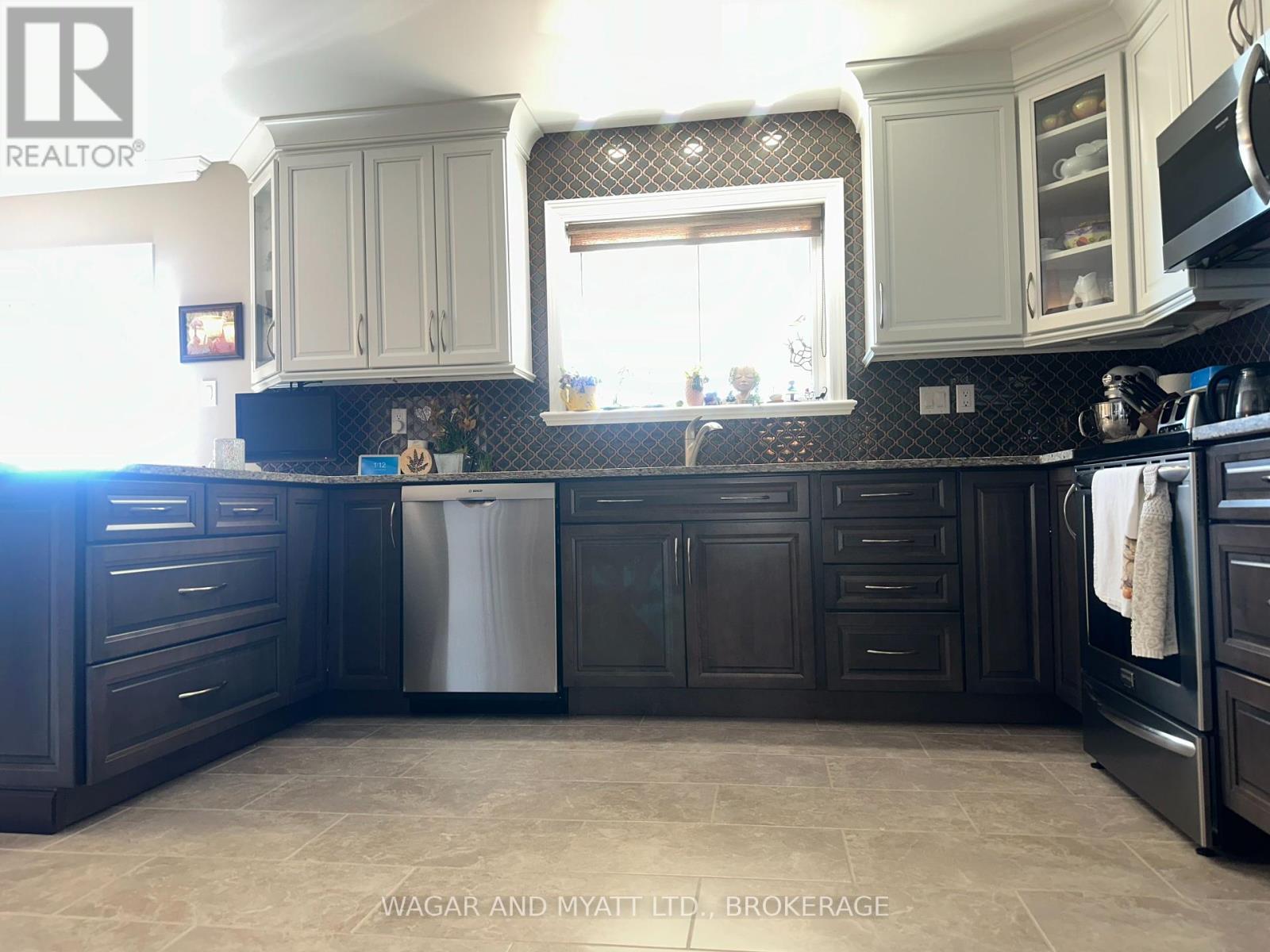 120 PINECREST ROAD S