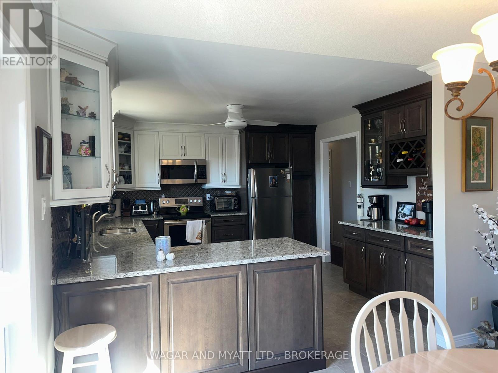 120 PINECREST ROAD S