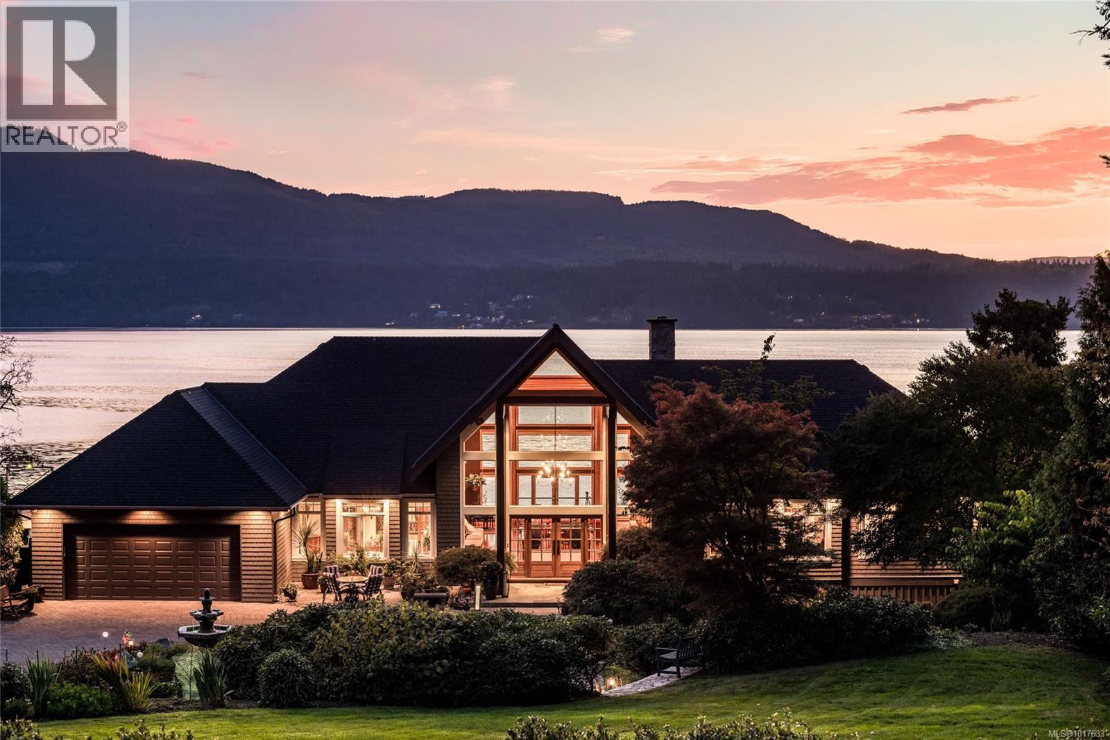 8338 West Saanich Rd