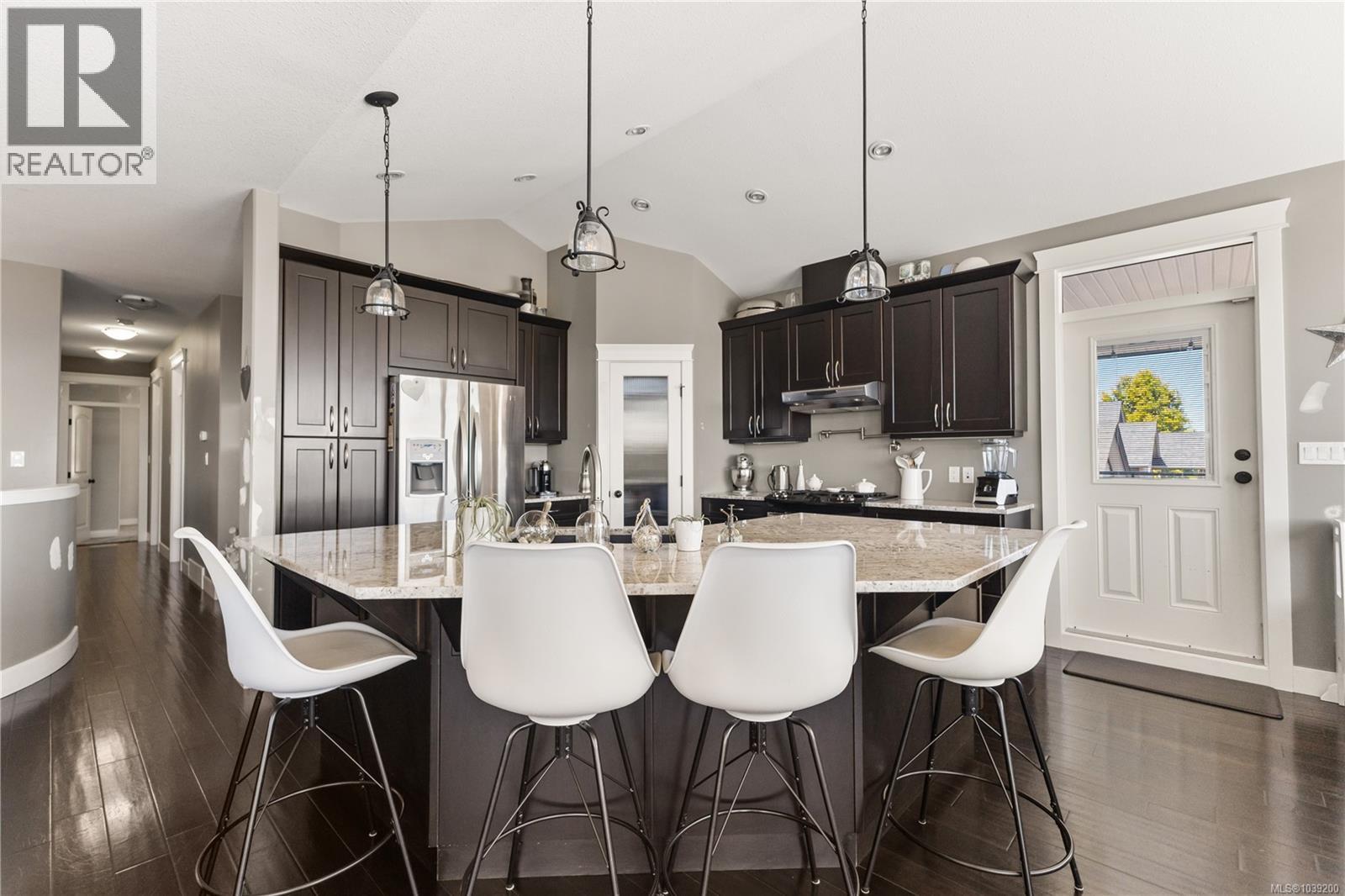 937 Timberline Dr
