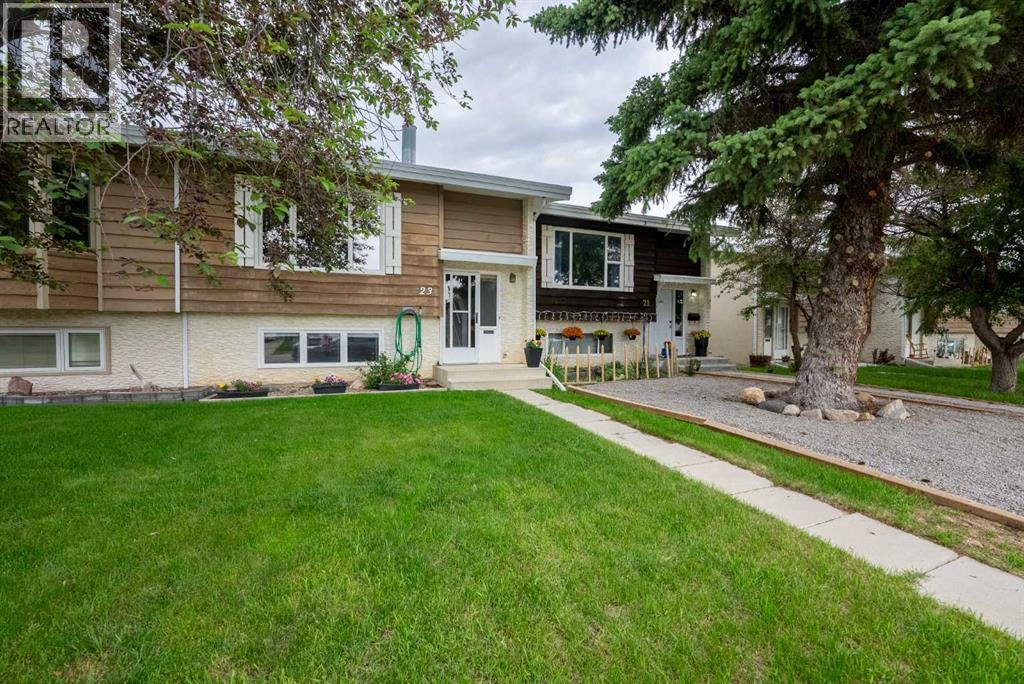 23 Selkirk Road W
