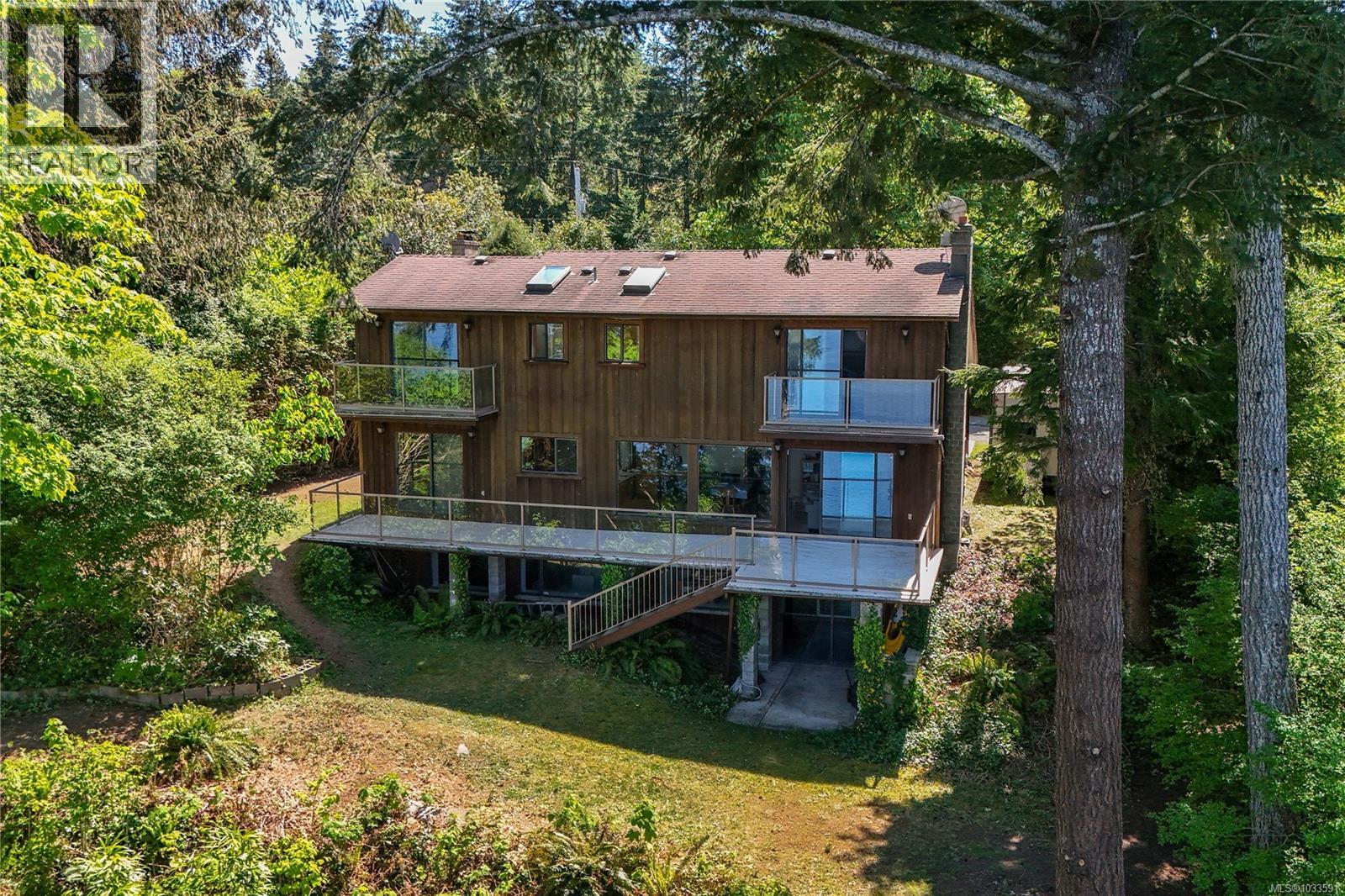 5850 Race Point Rd
