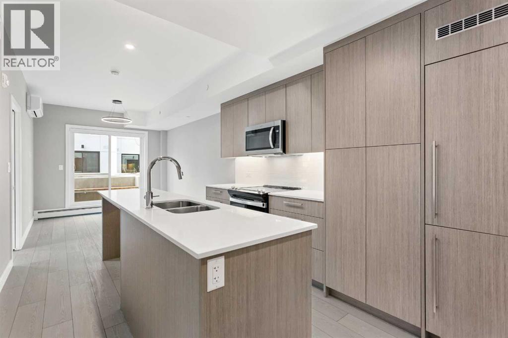 126, 310 15 Avenue SW