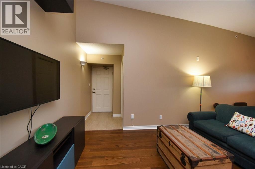 2065 APPLEBY Line Unit# 411