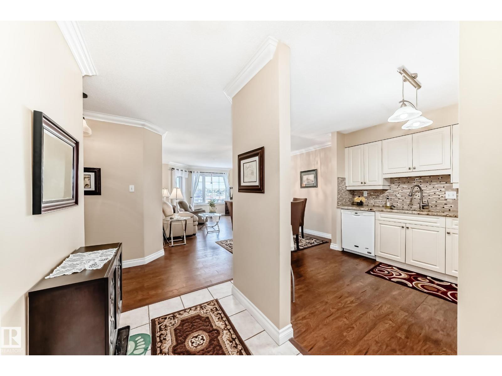 #304 17150 94A AV NW