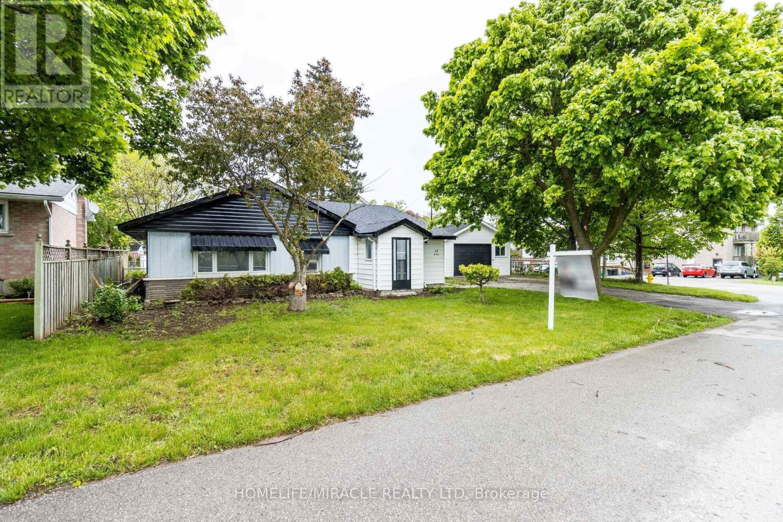 15 SPIERS CRESCENT
