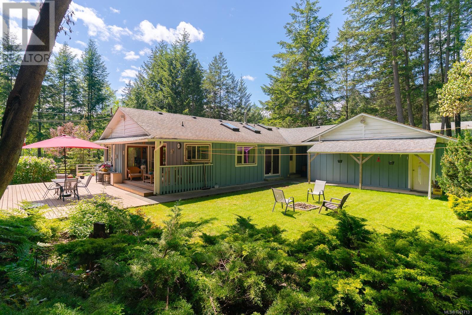 2742 Cedar Heights Cres