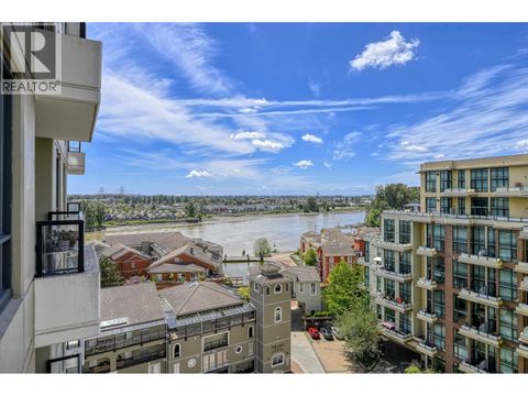 1607 1 RENAISSANCE SQUARE New Westminster BC V3M0B6