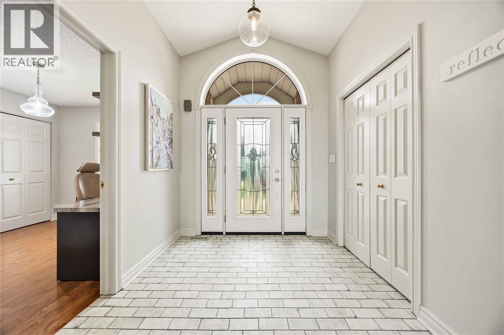 4352 LAMBTON LANE
