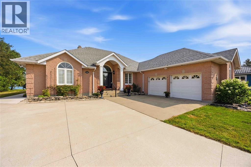 4352 LAMBTON LANE