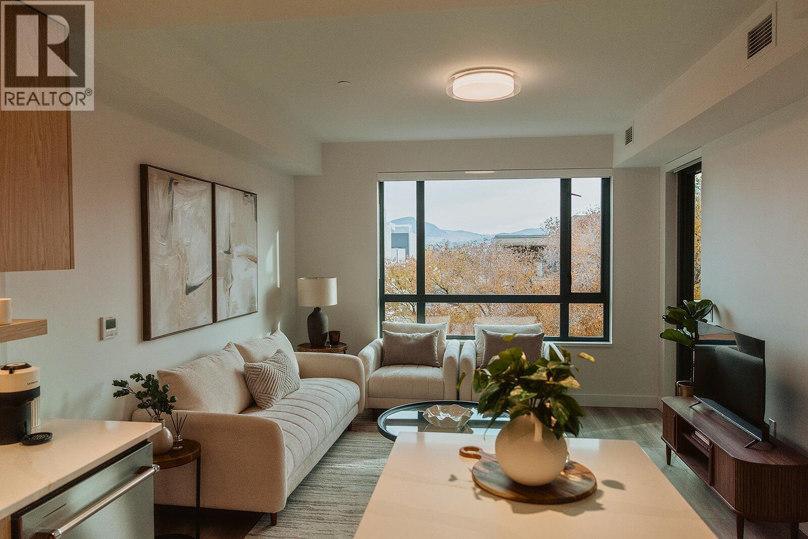 3051 Abbott Street Unit# 305