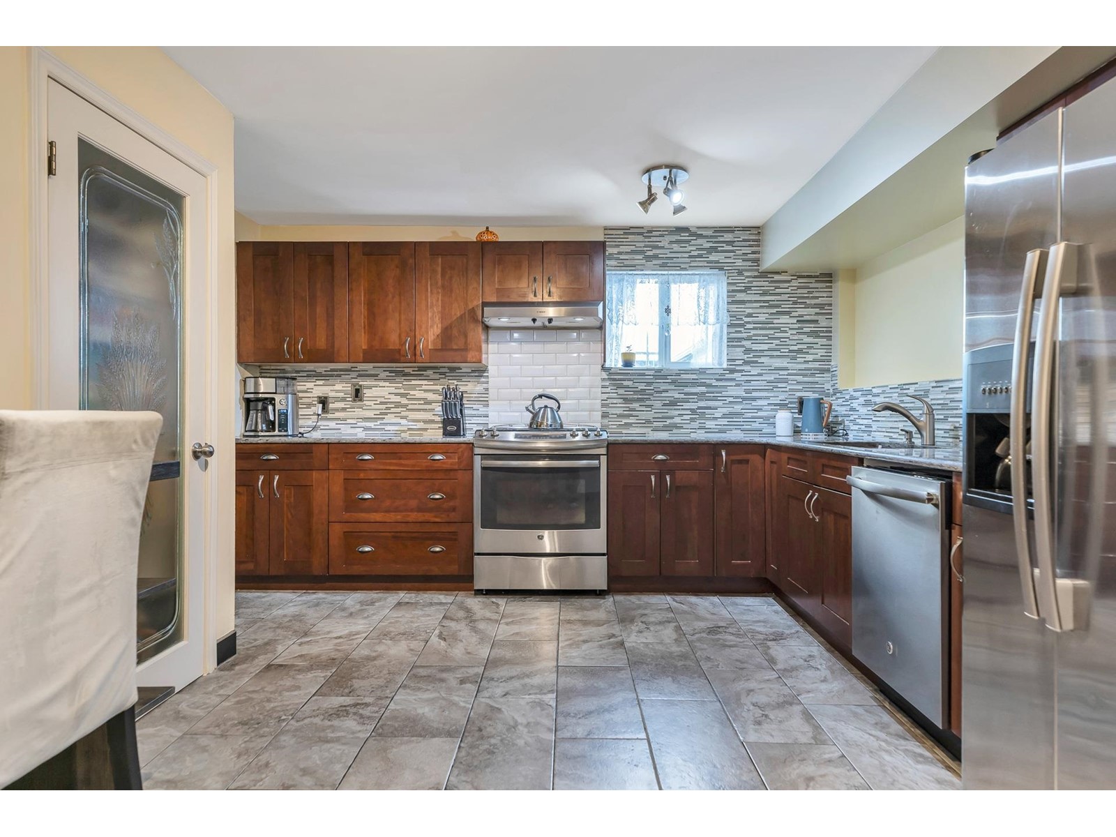 9450 MCNAUGHT ROAD|Chilliwack Proper East