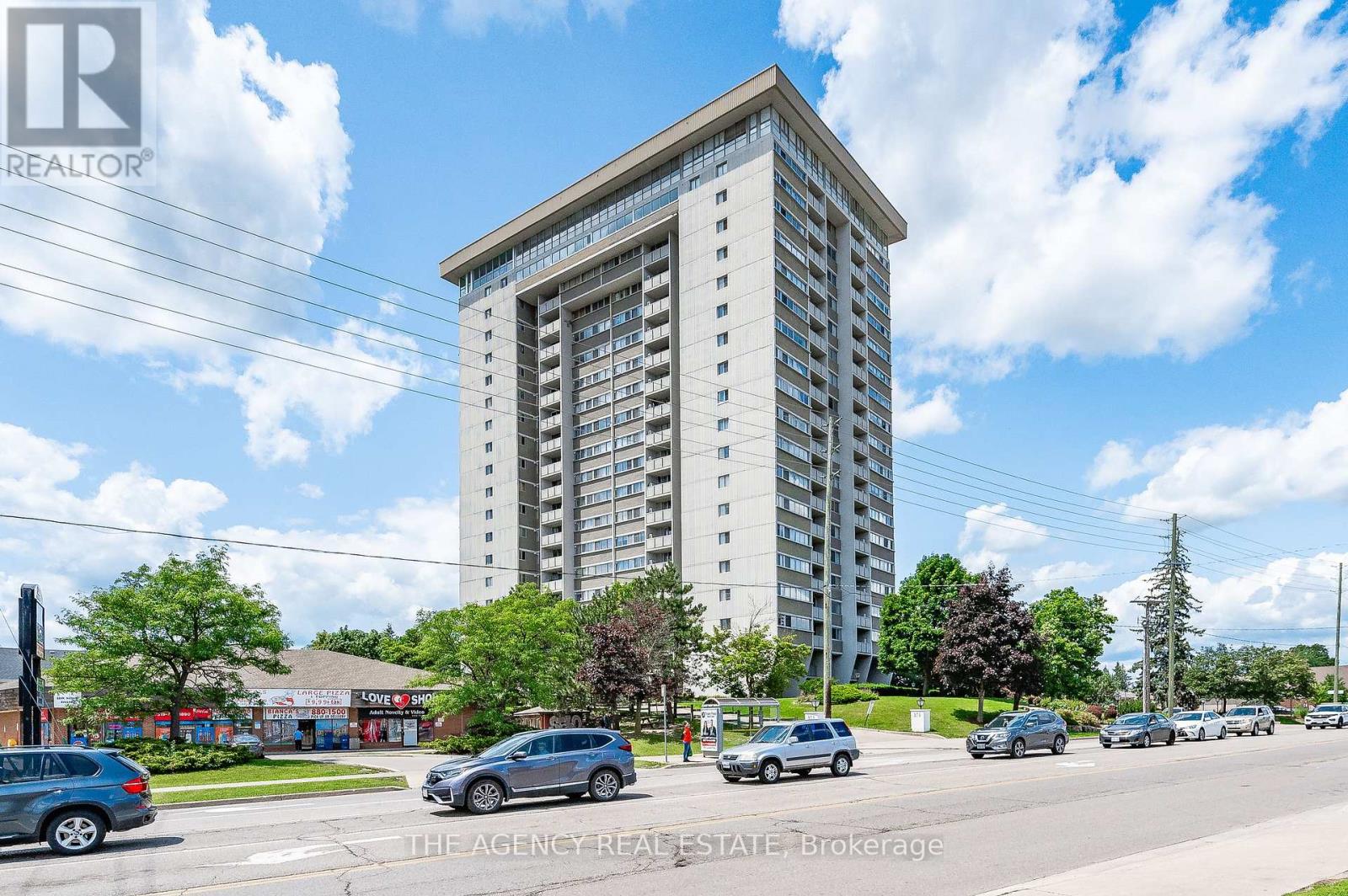 507 - 375 KING STREET E