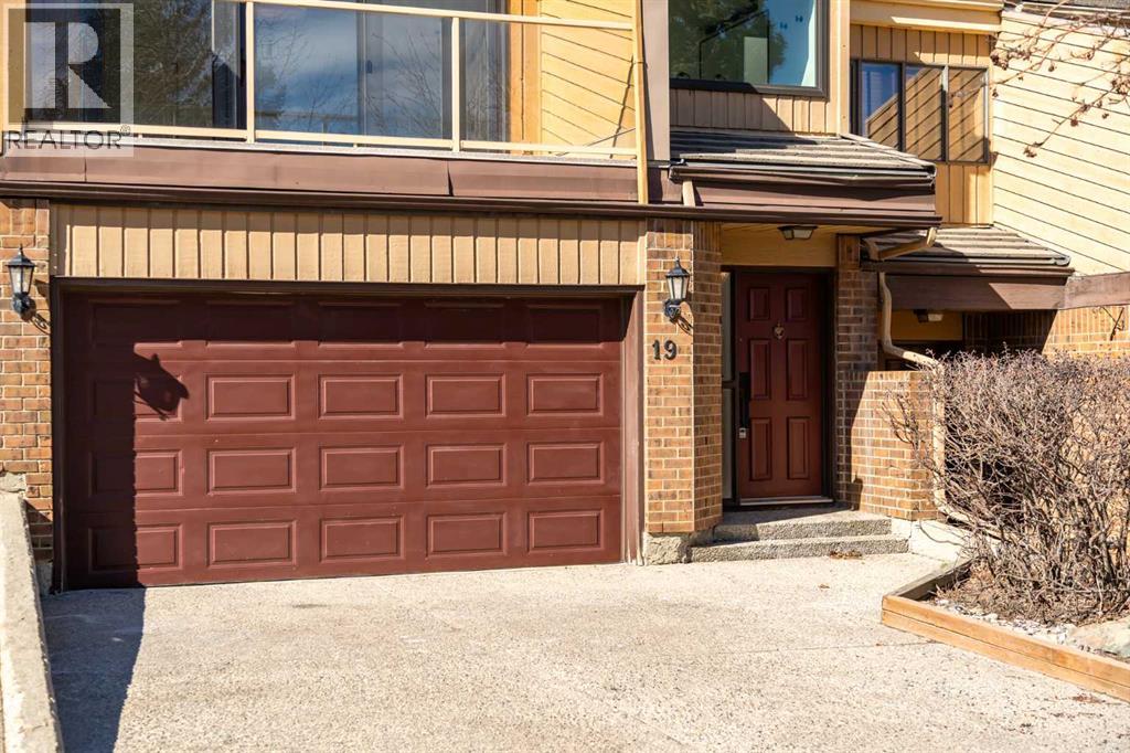 19, 1220 Prominence Way SW