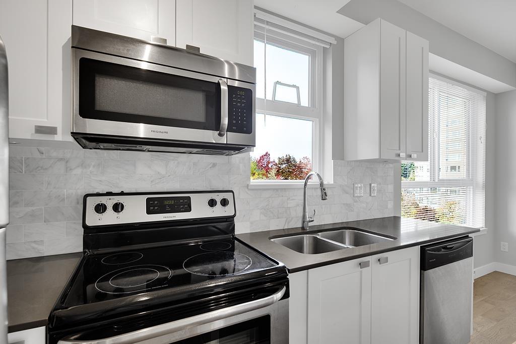 504 3080 GLADWIN ROAD