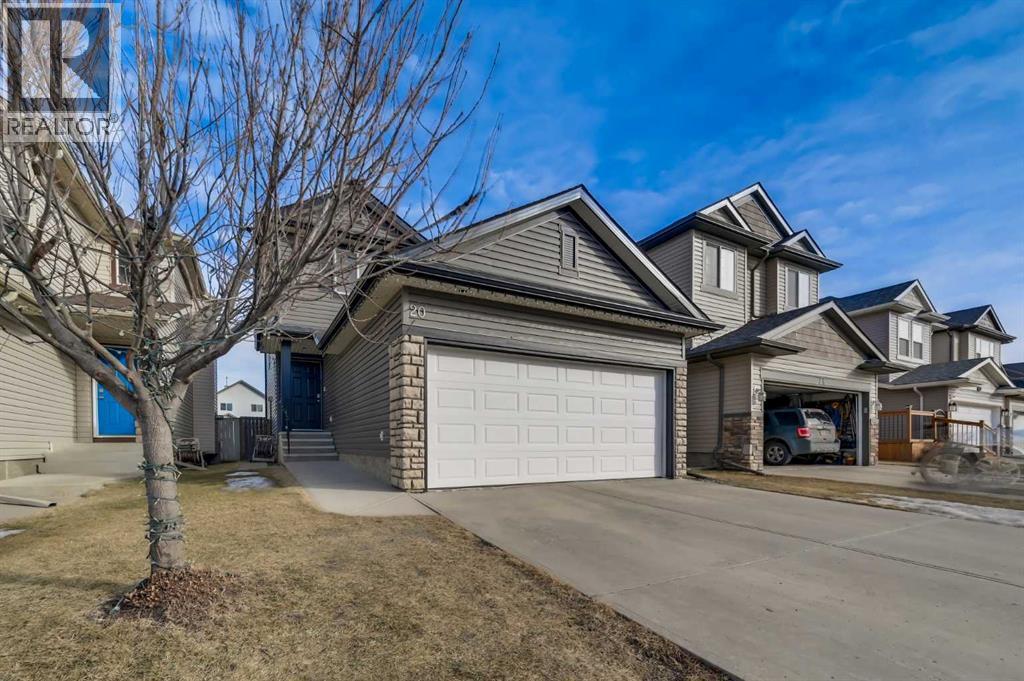 20 Bridlecrest Court SW