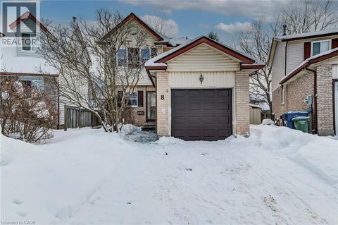 8 LAURELWOOD Court Guelph ON N1G4E8