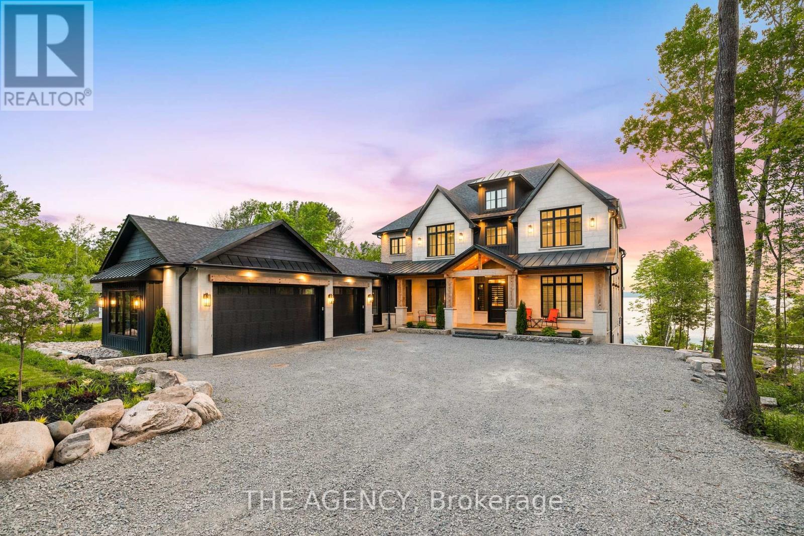 462 SILVER BIRCH DRIVE