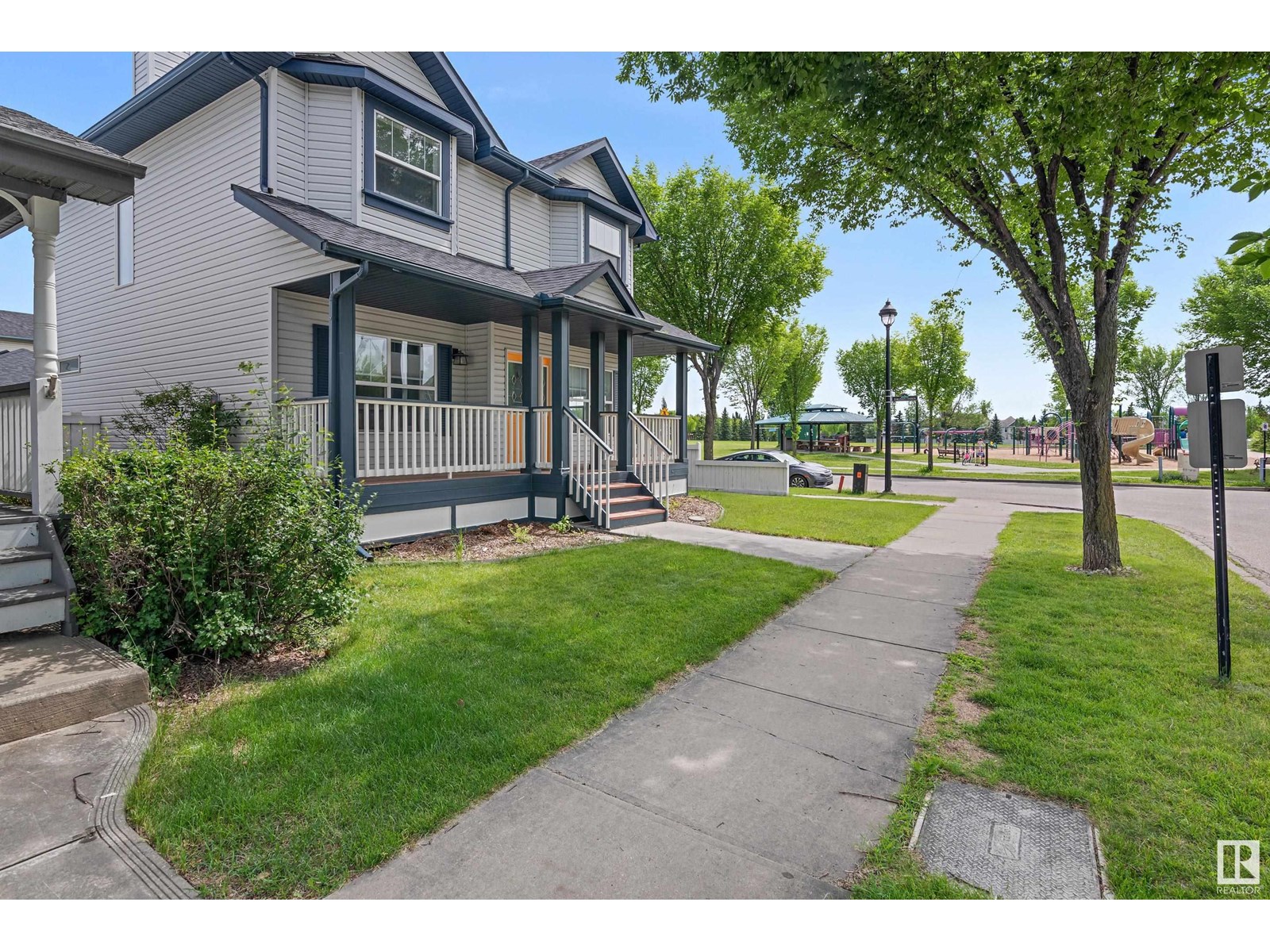 1853 TOMLINSON WY NW