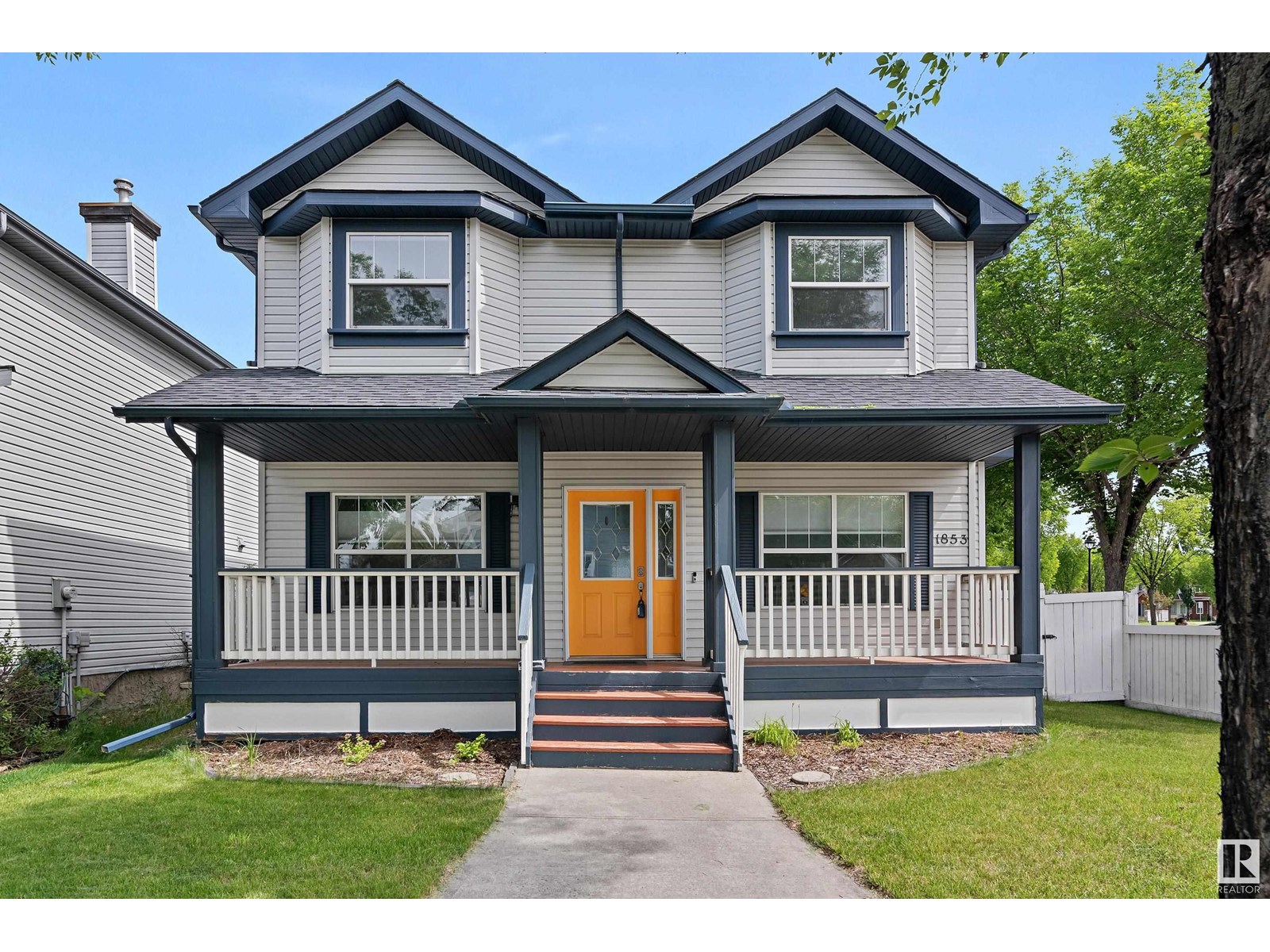1853 TOMLINSON WY NW