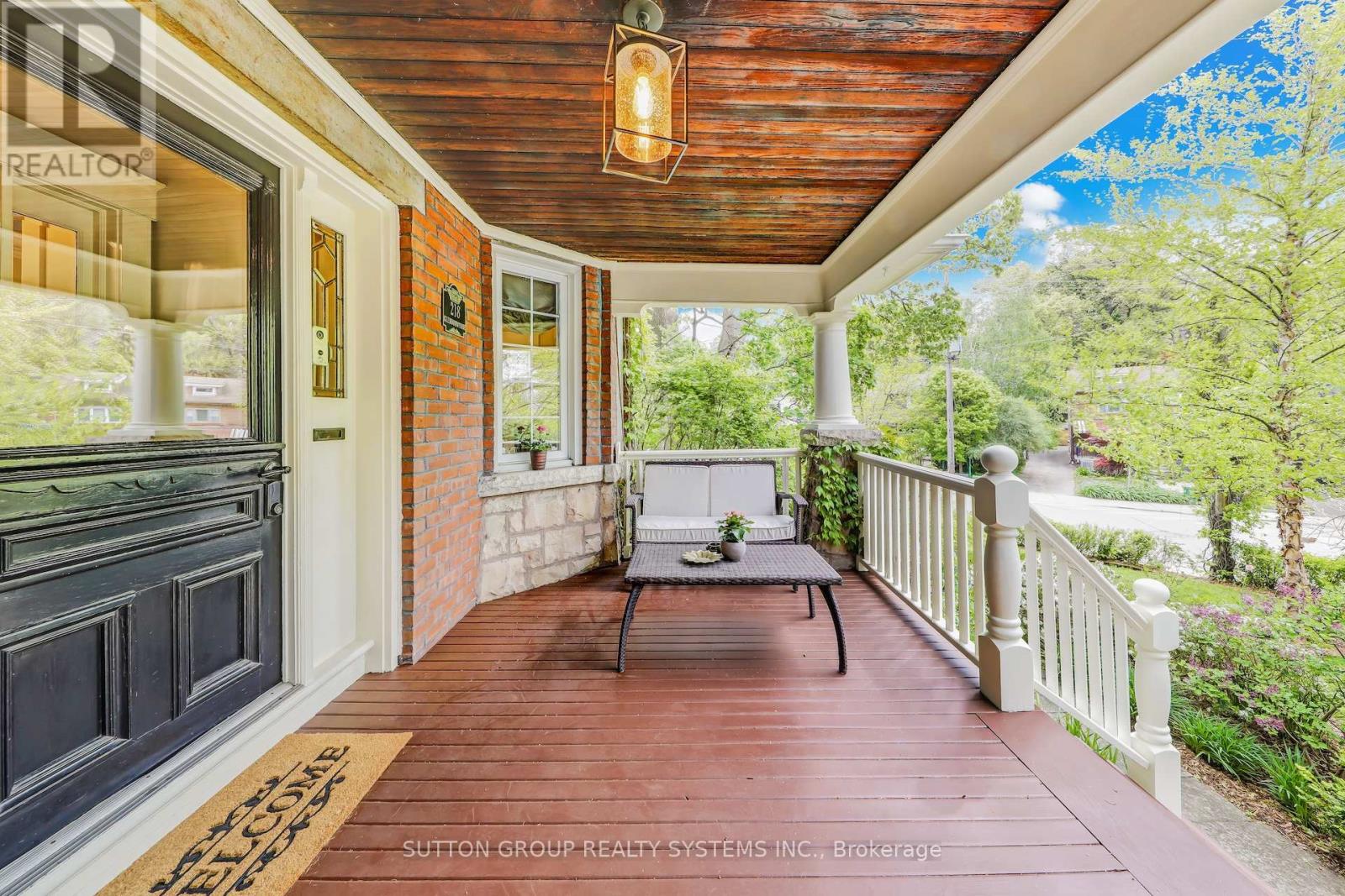 218 GLENDONWYNNE ROAD