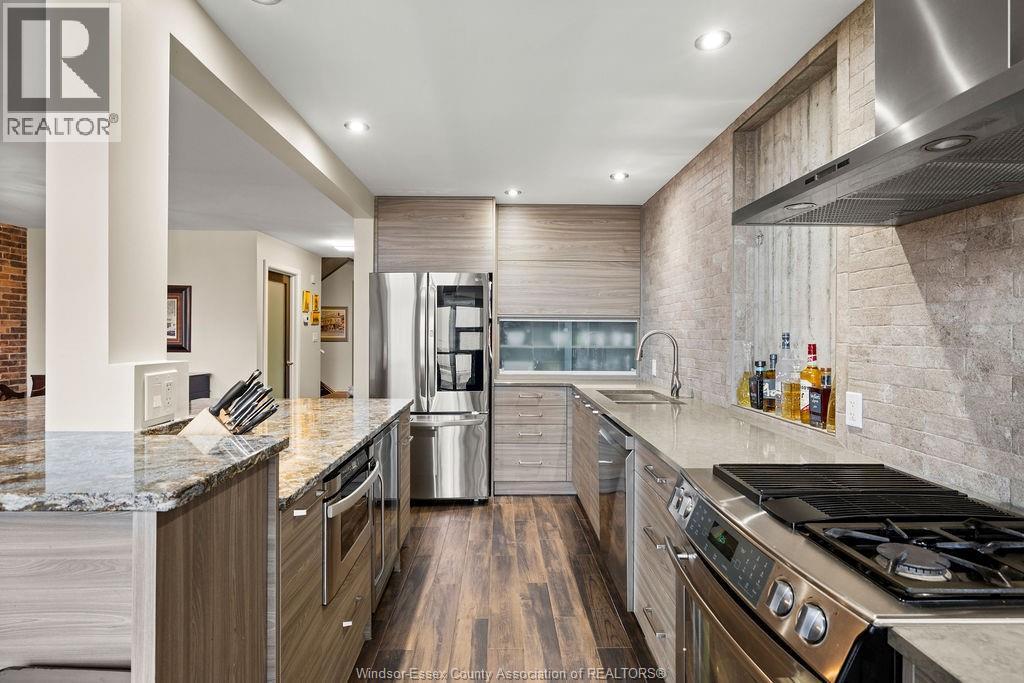 2175 WYANDOTTE STREET East Unit# 313