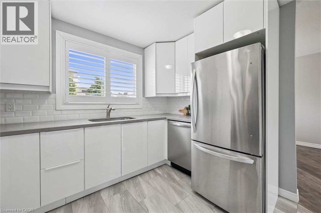60 ELMSDALE Drive Unit# 25