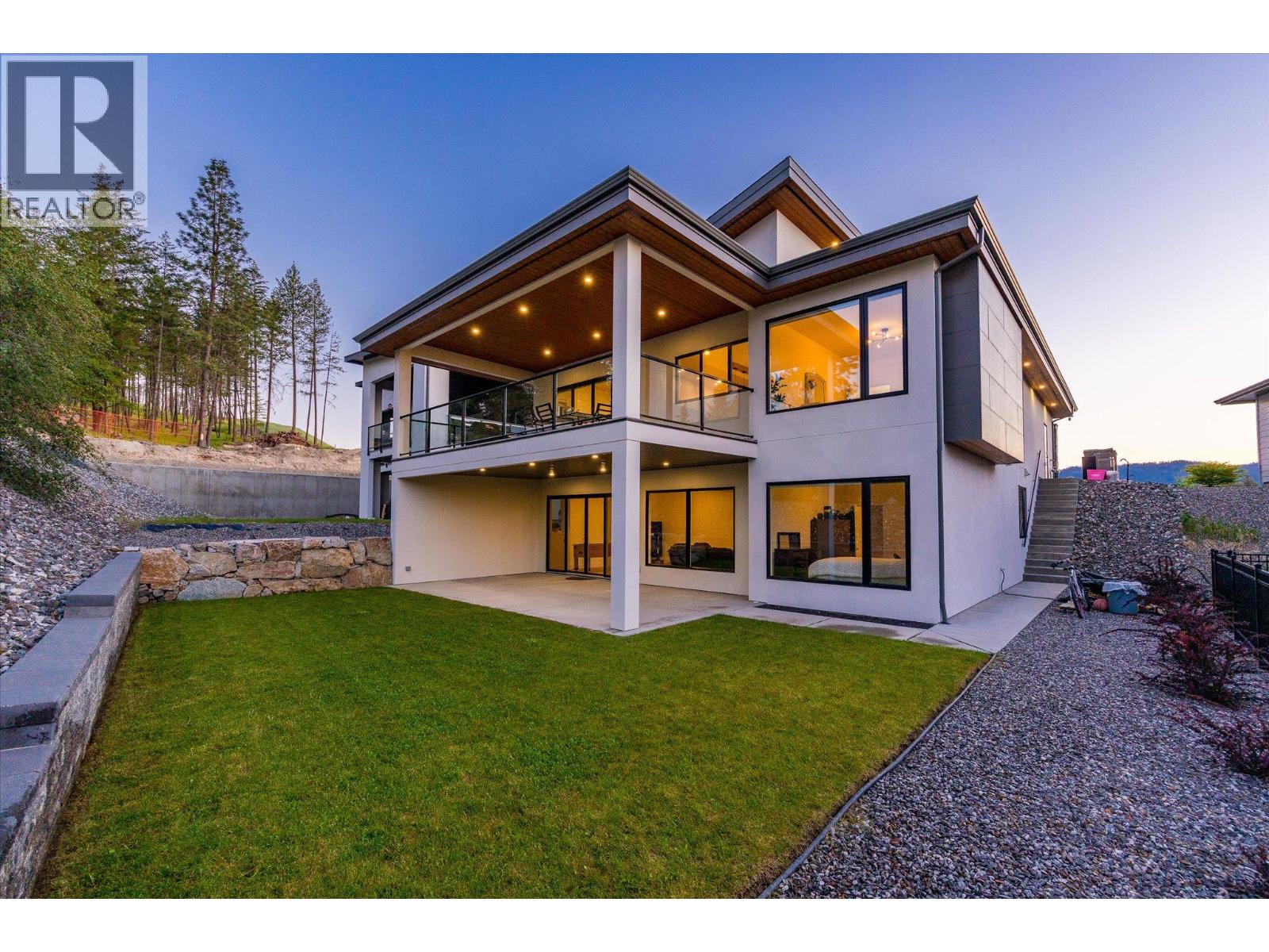 10285 Beacon Hill Drive
