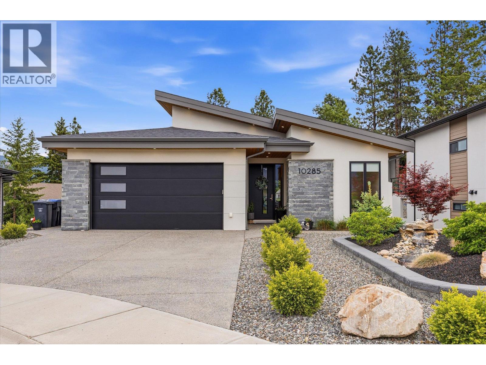 10285 Beacon Hill Drive