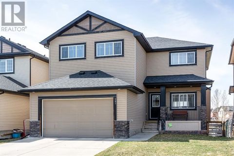 581 Luxstone Landing SW Airdrie AB T4B0C7