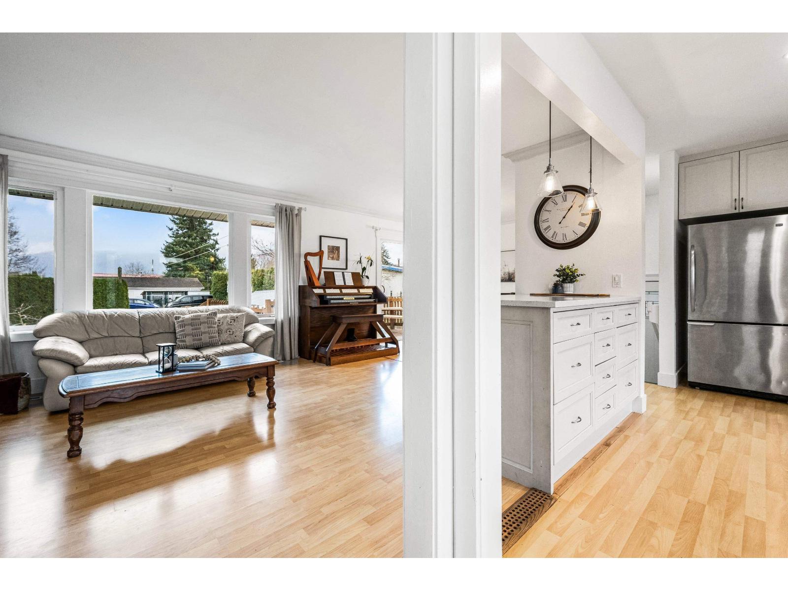 8515 HOWARD CRESCENT|Chilliwack Proper South