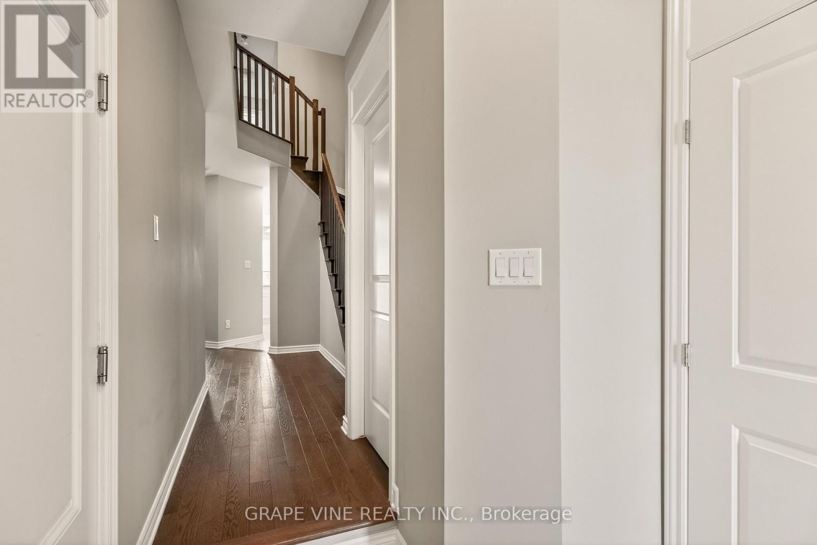 834 CEDAR CREEK DRIVE