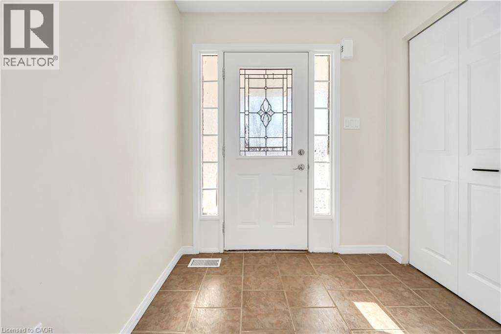 25 BREESEGARDEN Lane