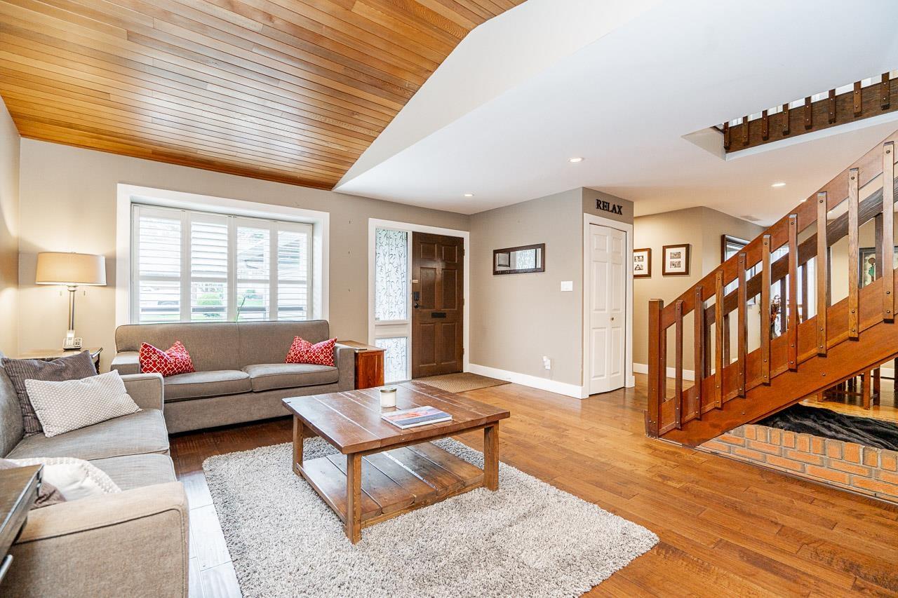 11826 ALDERWOOD CRESCENT