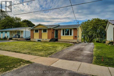 1 - 631 AYLMER CRESCENT Kingston (South of Taylor-Kidd Blvd) ON K7M6K3