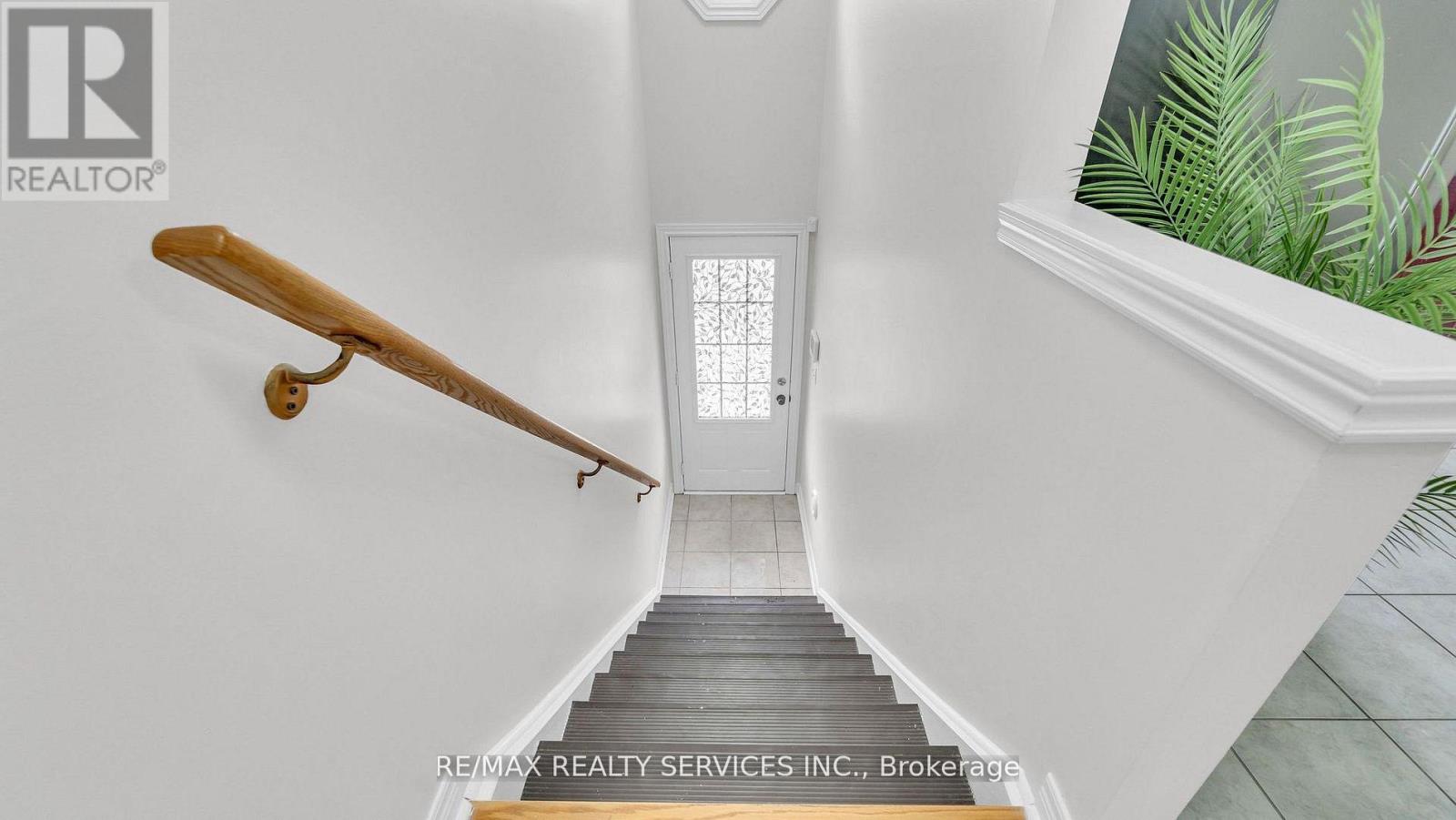 56 - 16 SOLDIER STREET