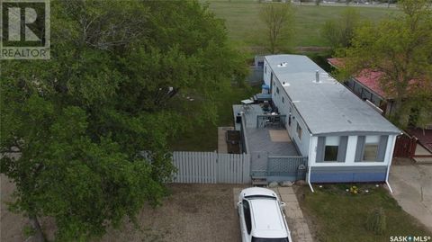 29 701 11th AVENUE NW Swift Current SK S9H4M5