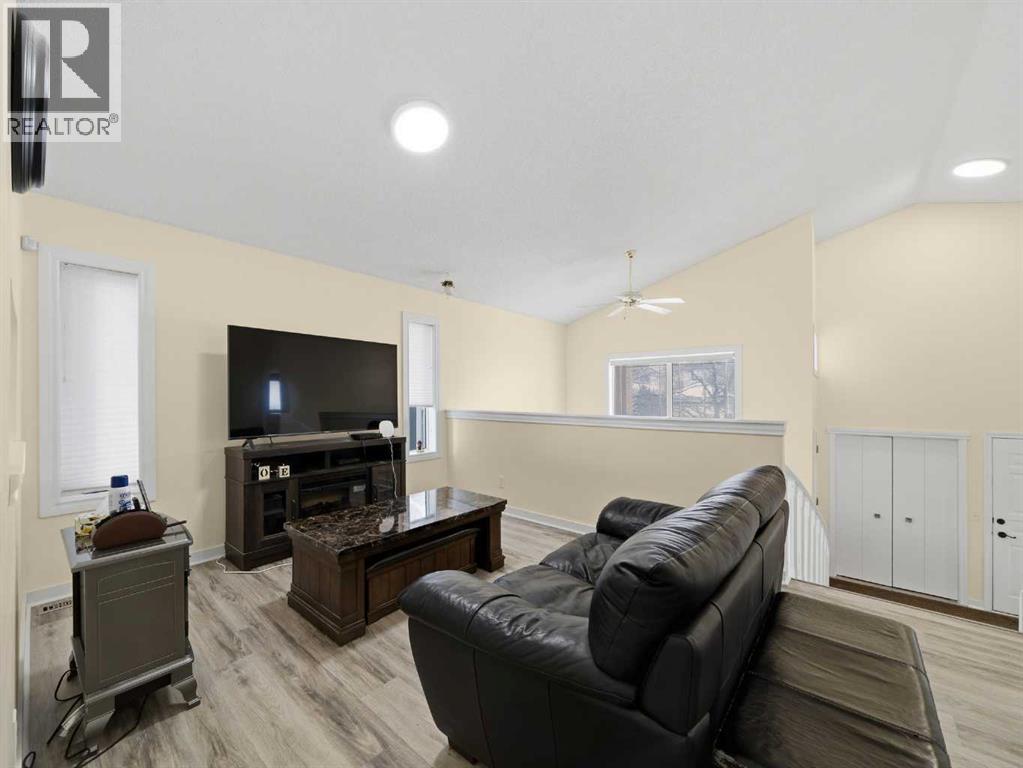 109 Somerset Close SW