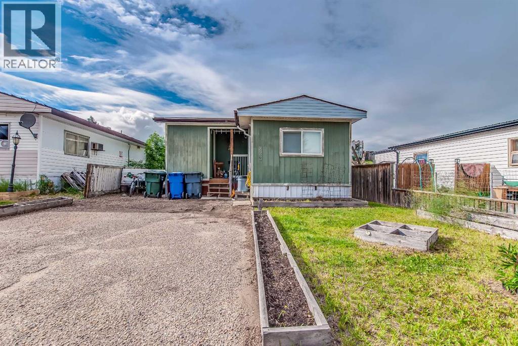 223 Fairchild Street SW
