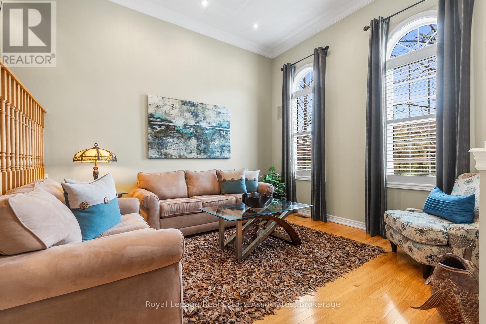 3467 EGLINTON AVENUE W