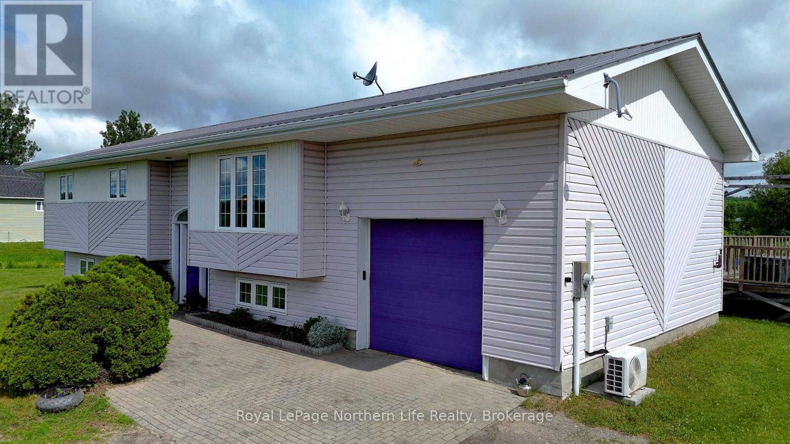 845 OLIVIER ROAD