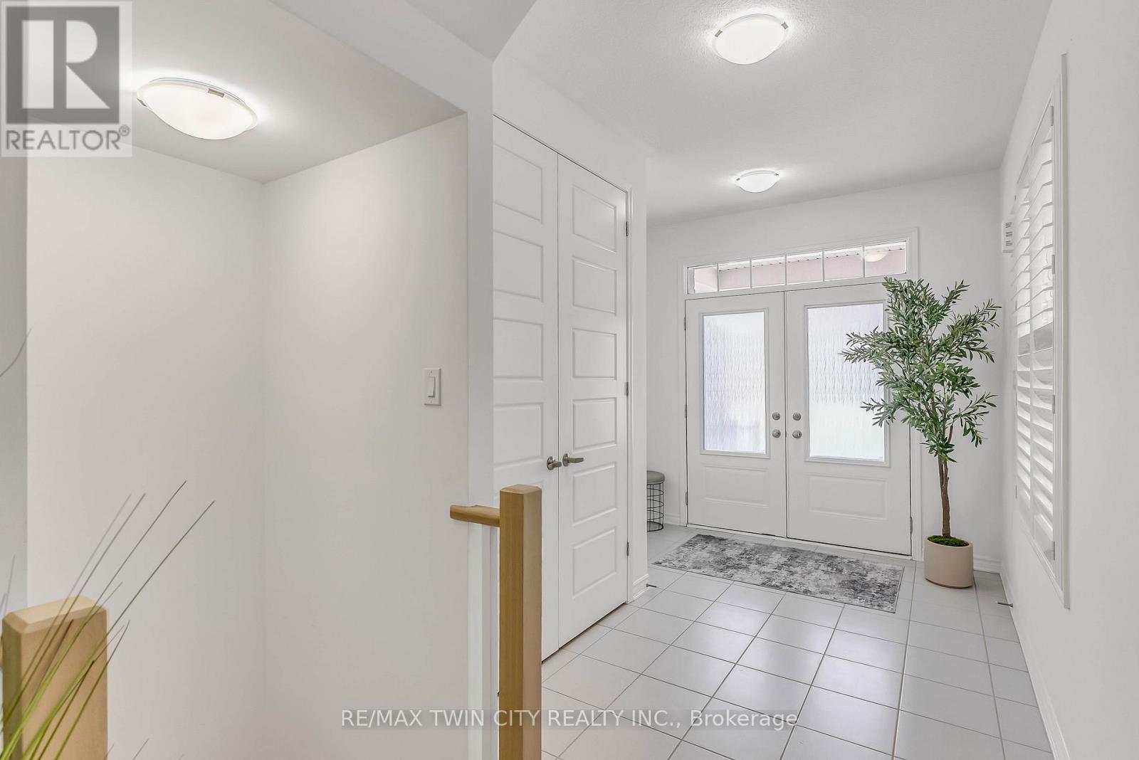 286 FORESTWALK STREET