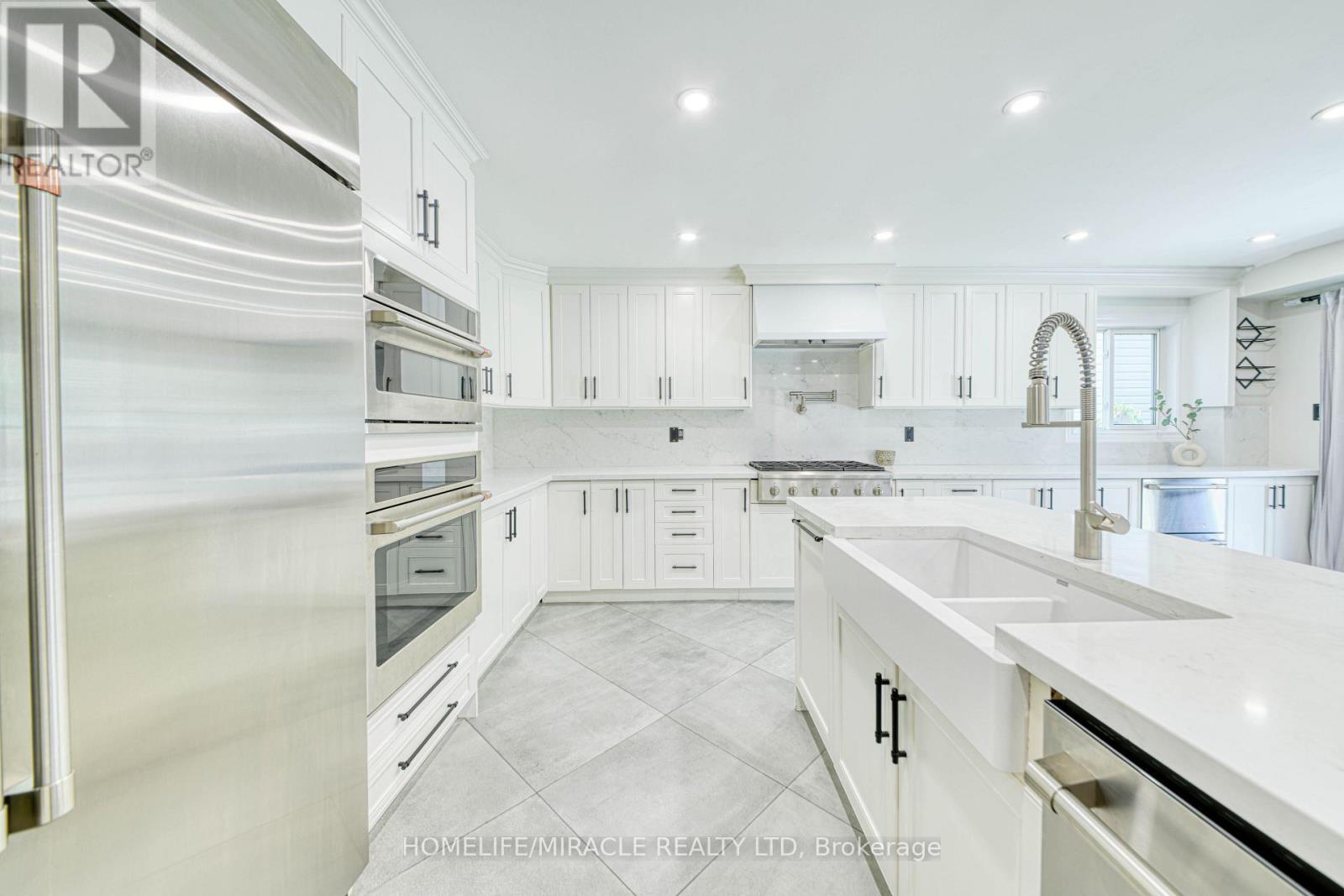 1350 ALDERGROVE DRIVE