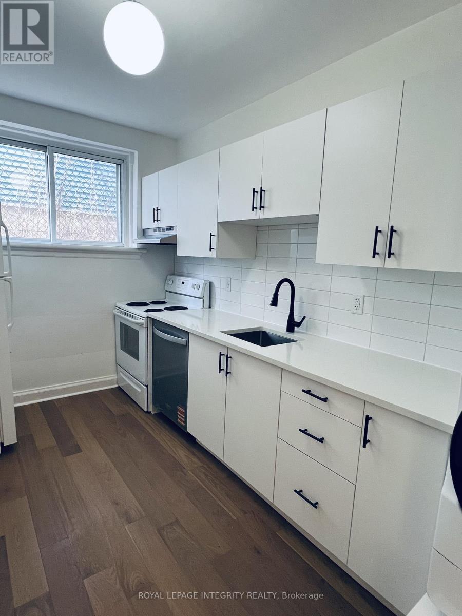 1 - 663 TWEEDSMUIR AVENUE