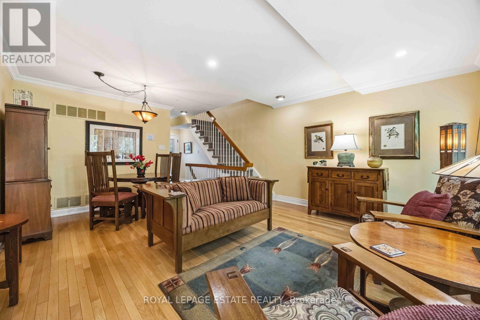 123 - 90 EDGEWOOD AVENUE